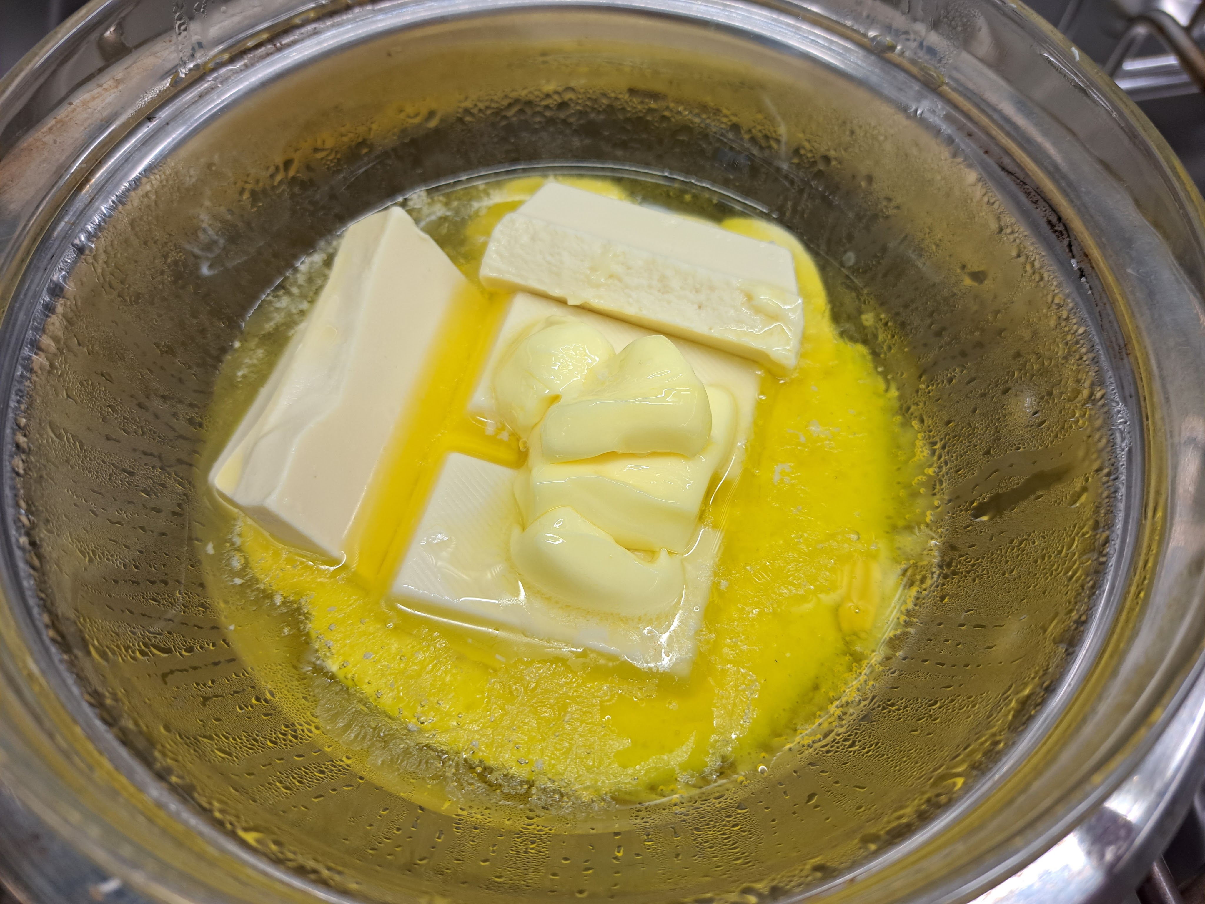 Ухае на... Торта Шарлота с ананас Ananas Scharlotte