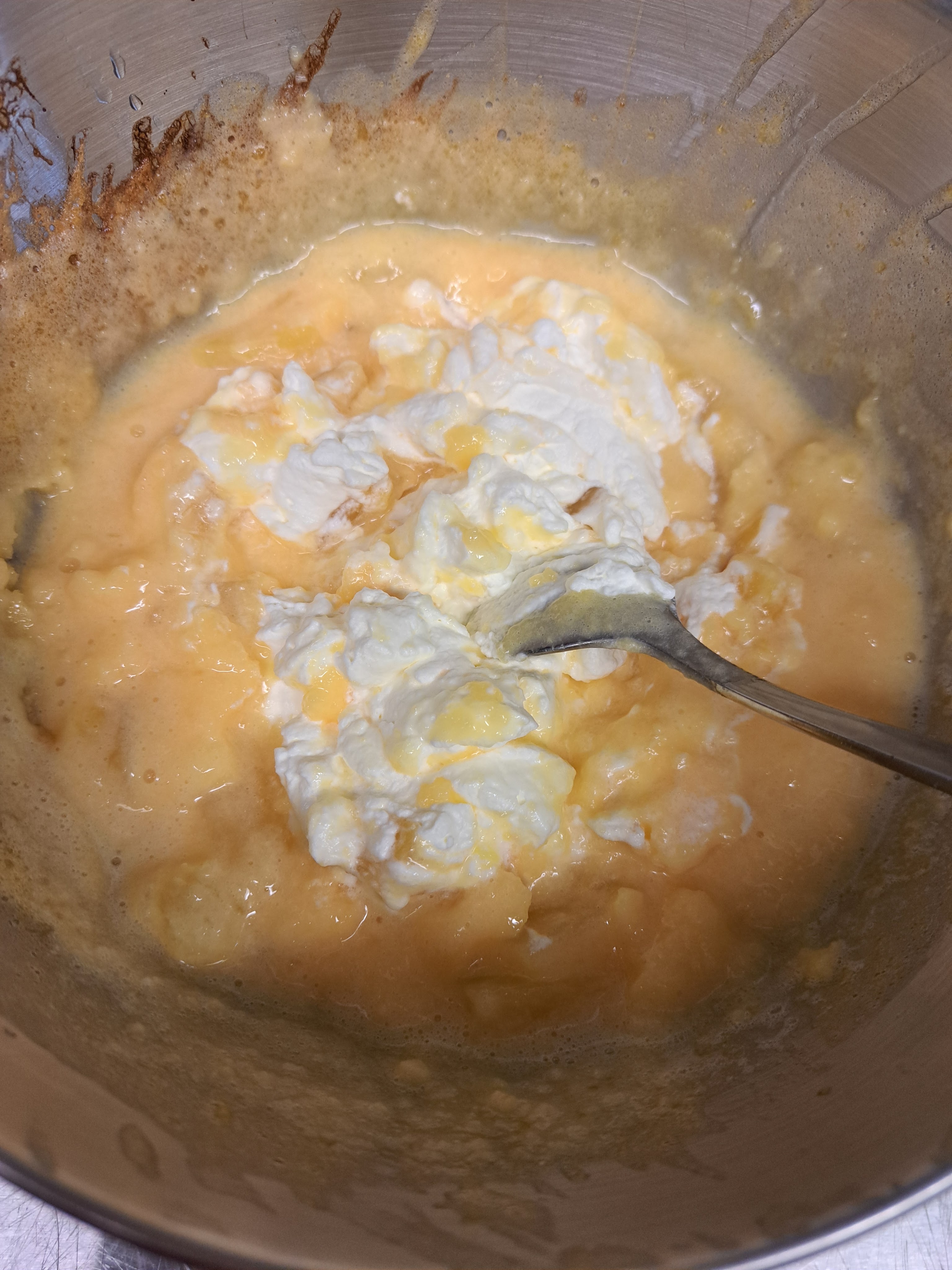 Ухае на... Торта Шарлота с ананас Ananas Scharlotte