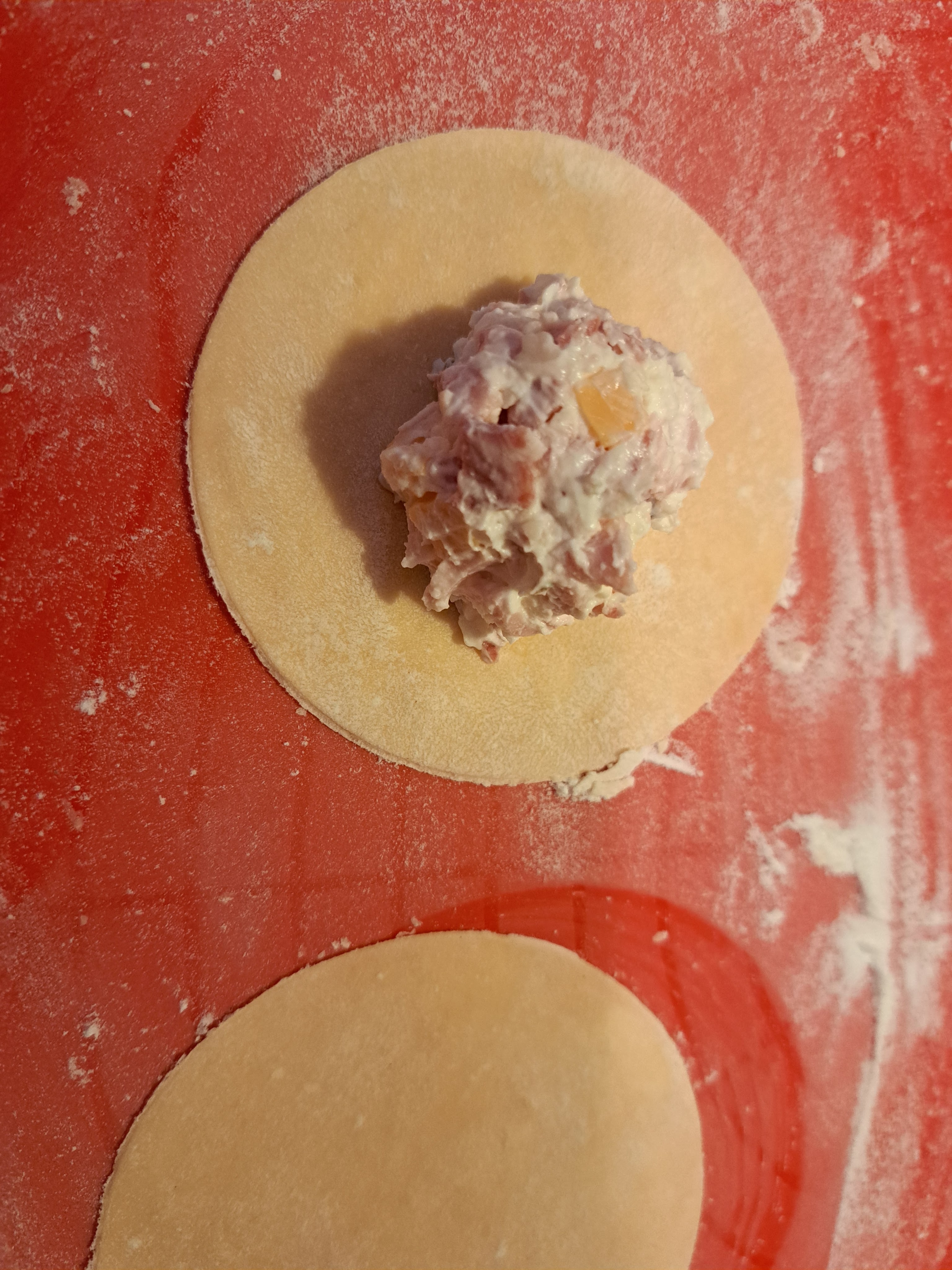 Ухае на... Сорентини или големи кръгли равиоли Sorentinos runde Ravioli