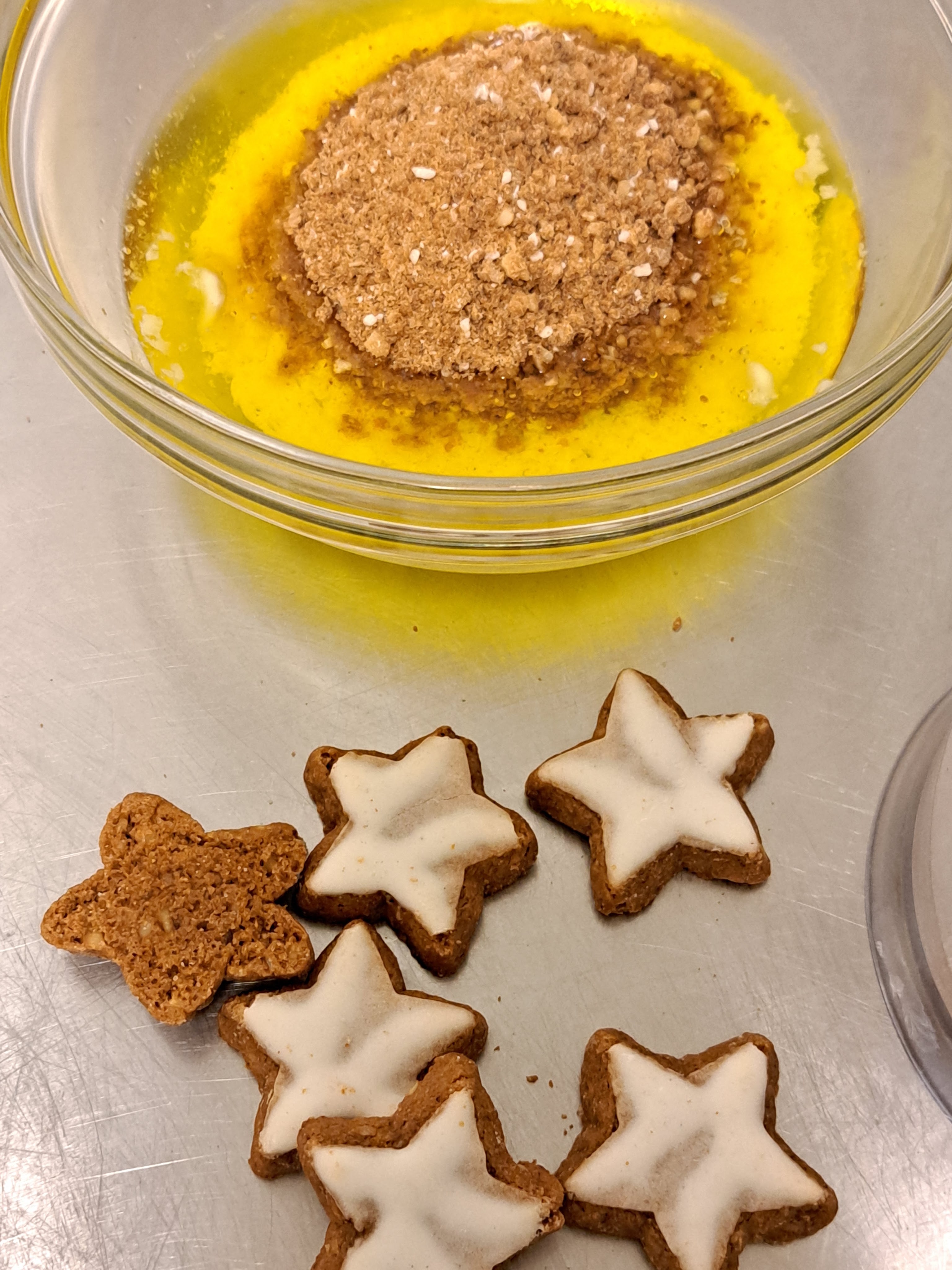 Ухае на... Торта с канелени звезди, маскарпоне и маково семе Zimtsterne-Mohn-Torte