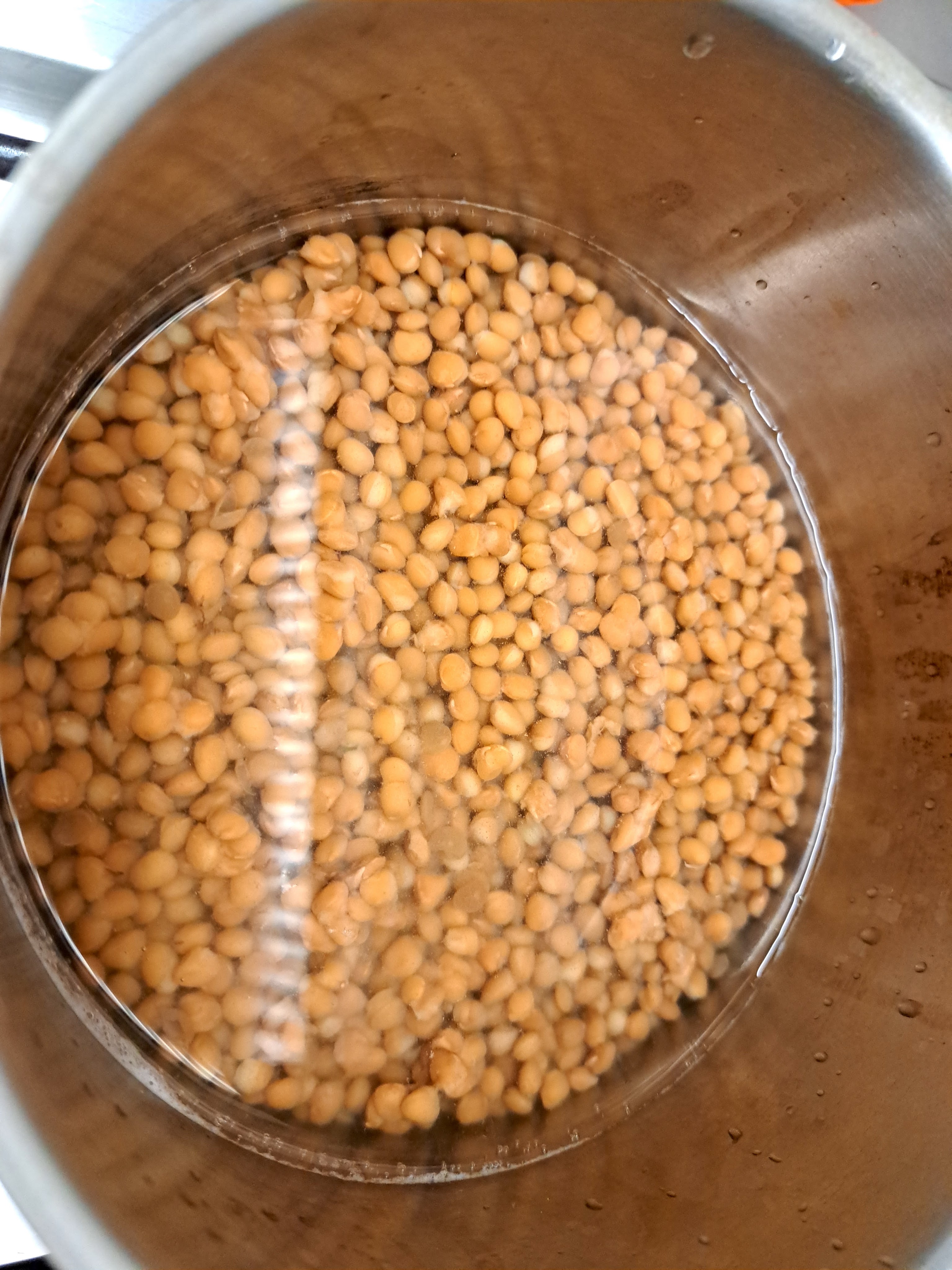 Ухае на.... Леща с булгур и карамелизиран лук Moughadara