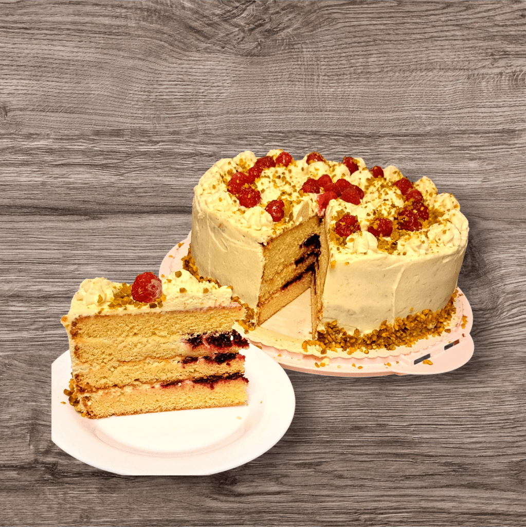 Ухае на.... Торта с шам фъстък и малини Pistazien Torte mit  Himbeeren