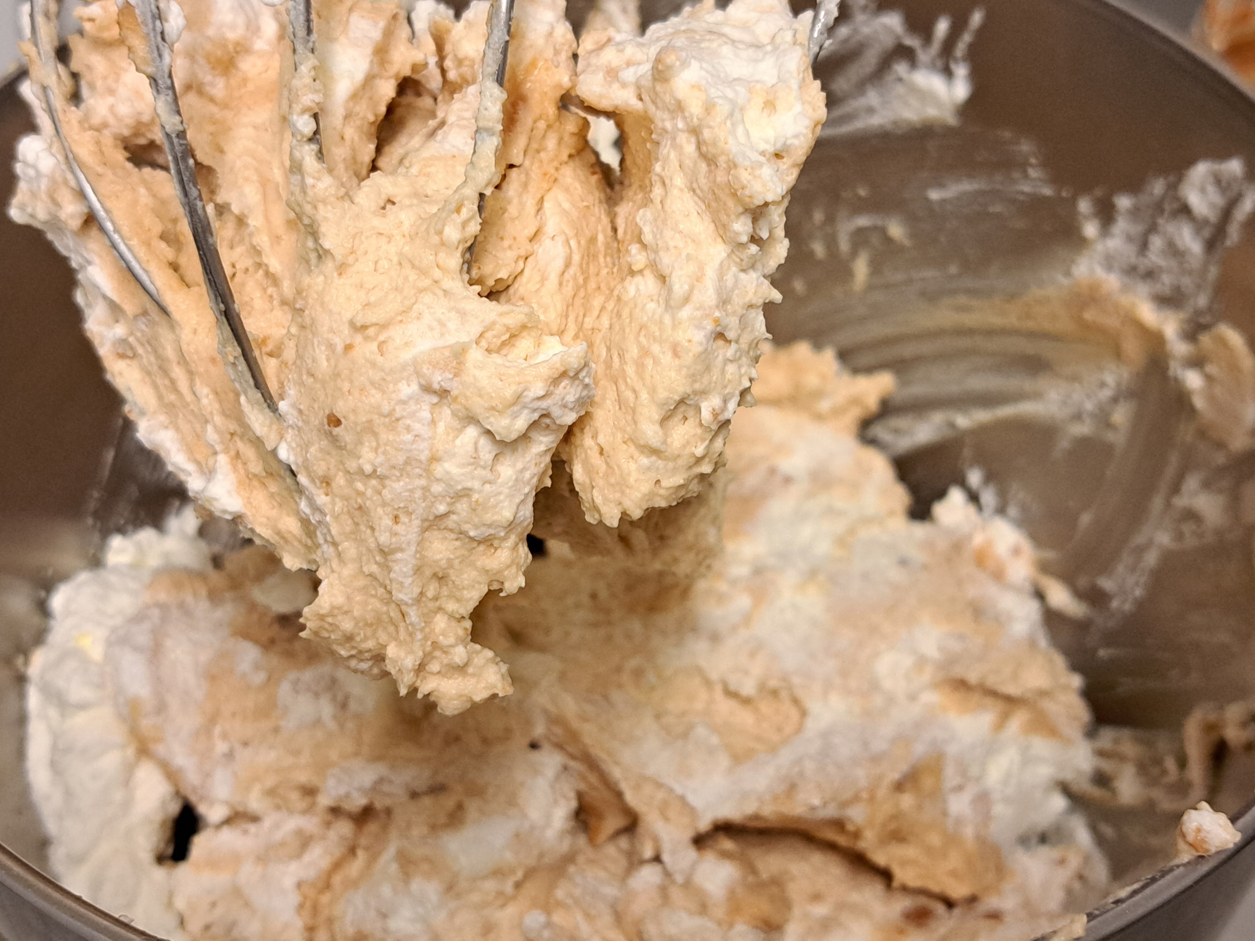 Ухае на.... Лесна шоколадова торта с фъстъчено масло Erdnussbutter-Schokoladen-Torte