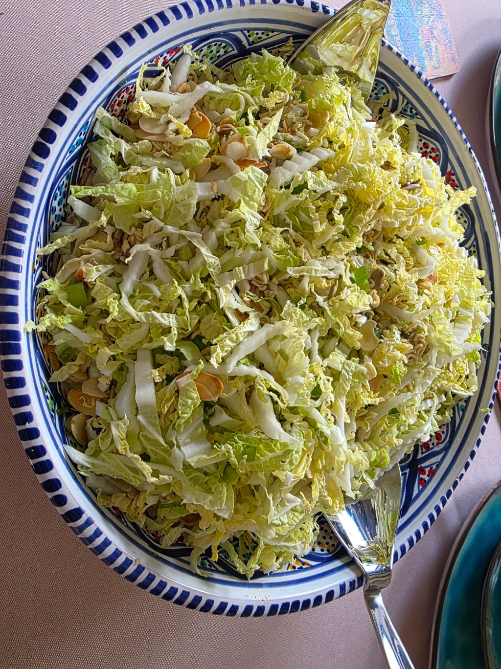 Yum Yum салата с китайско&nbsp;зеле