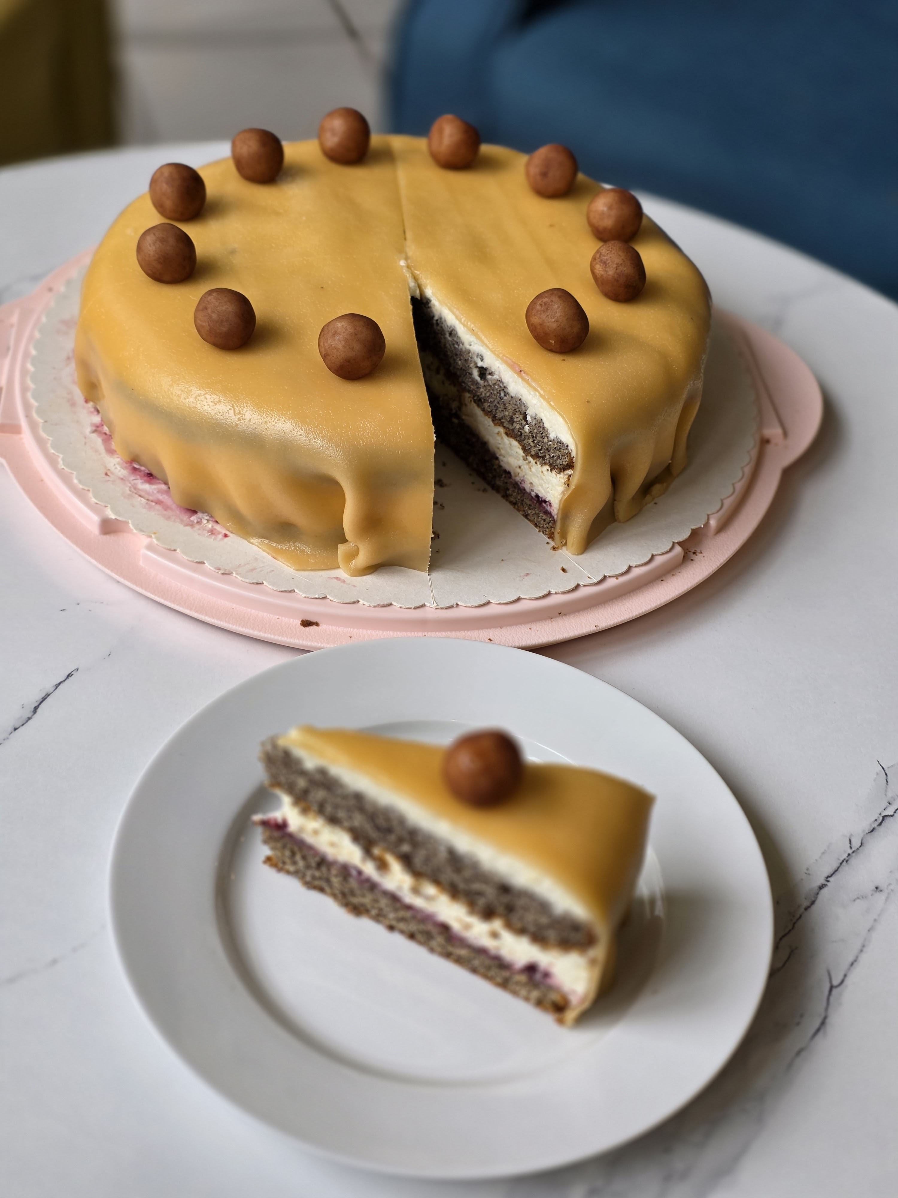 Ухае на... Макова торта с марципан Mohn-Marzipan-Torte