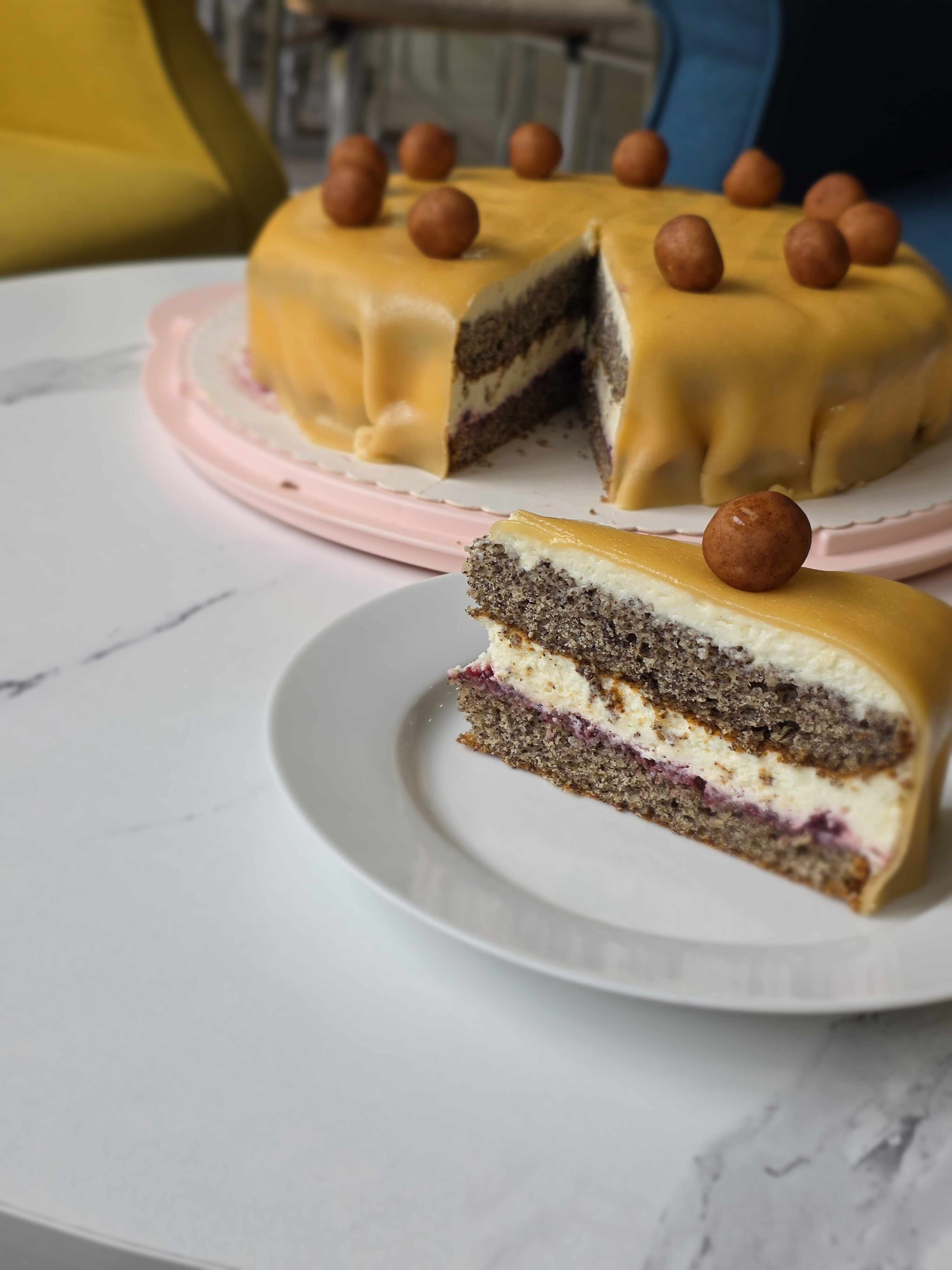 Ухае на... Макова торта с марципан Mohn-Marzipan-Torte