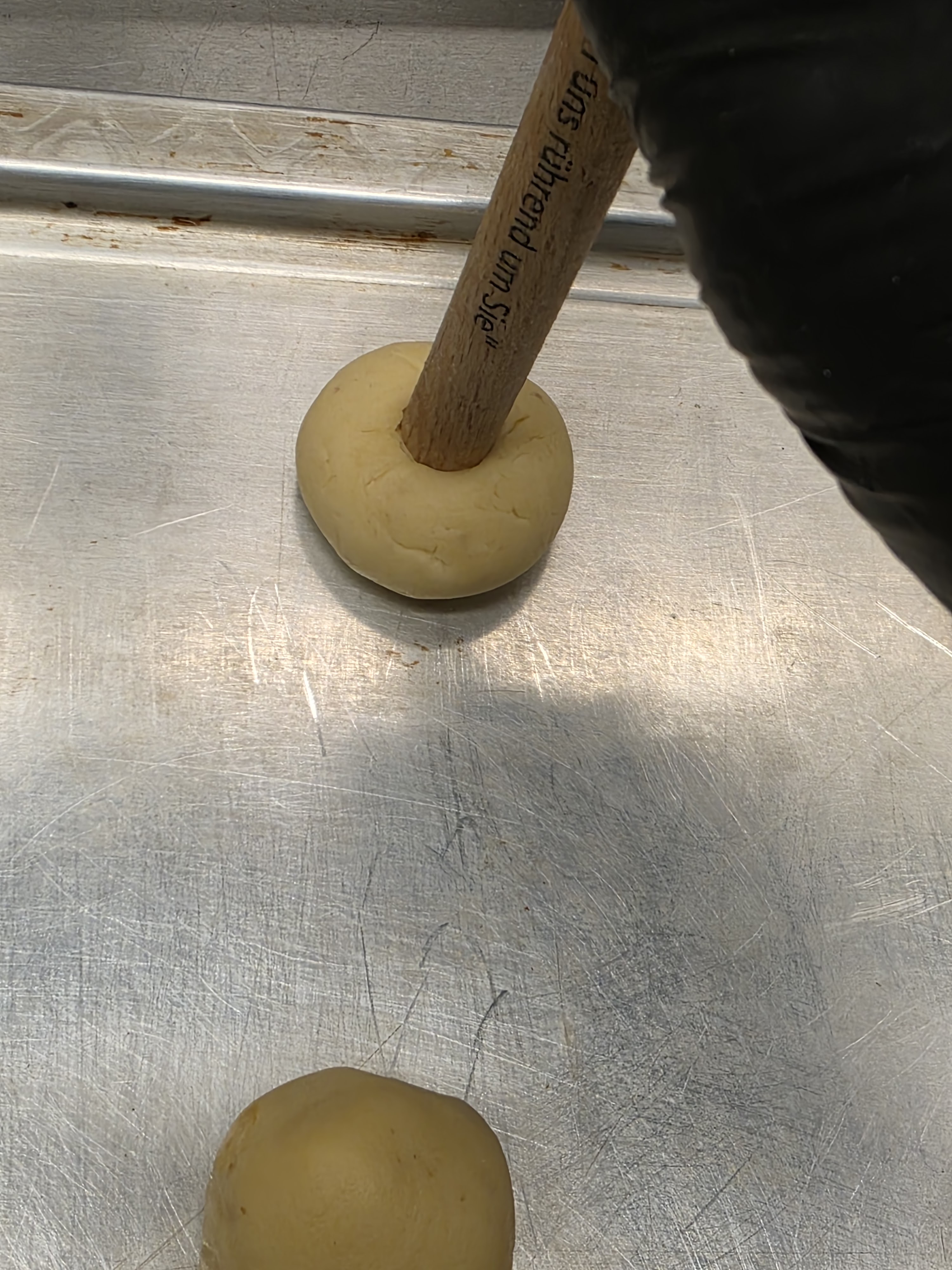 Ухае на... Сладки "басейн" модерни от 2023 Pool Plätzchen - Trend 2023